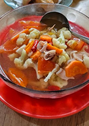 Foto resep Tomyam / tom yum sayur cumi TANPA MSG