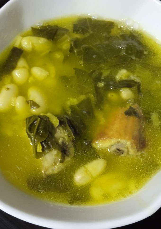 Una foto de Alubias con costilla