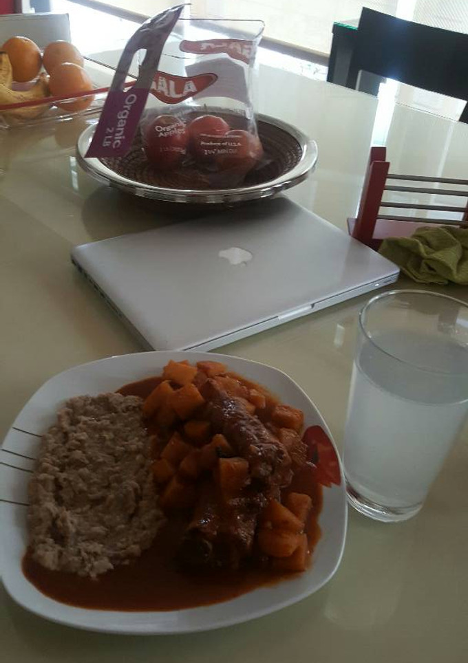 Una foto de Costilla de cerdo con adobo asiático