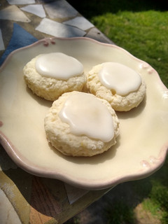 Una foto de Cookies de limón veganas