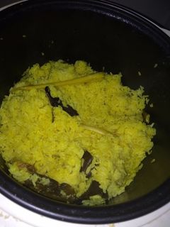 Foto resep Nasi kuning magicom