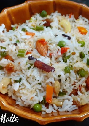 A picture of Bengali Vegetable Fried Pulao.