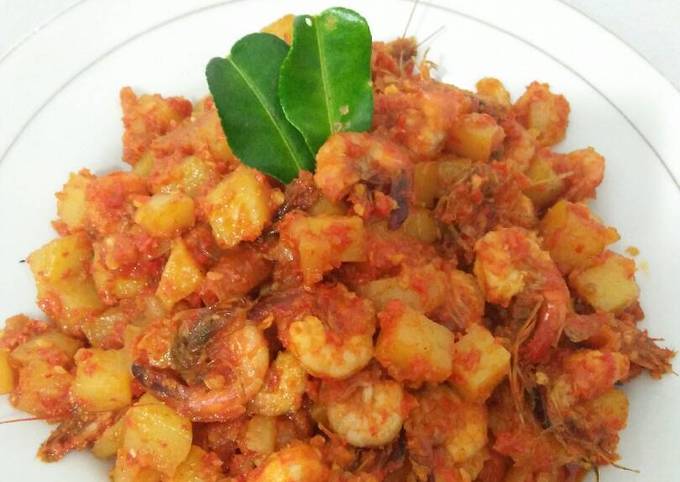 Balado udang kentang