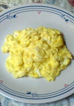 A picture of Fluffy Scrambled Eggs.