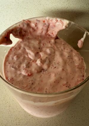 Una foto de Helado keto de frutillas