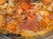 Una foto de escabeche de vegetales