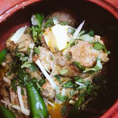 A picture of Chicken Handi Masala.