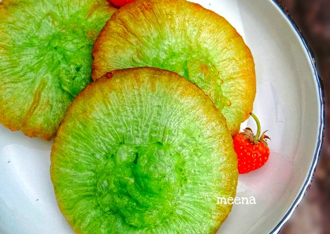 Resep Cucur Pandan Tanpa Mixer Oleh Mena Andriana Cookpad