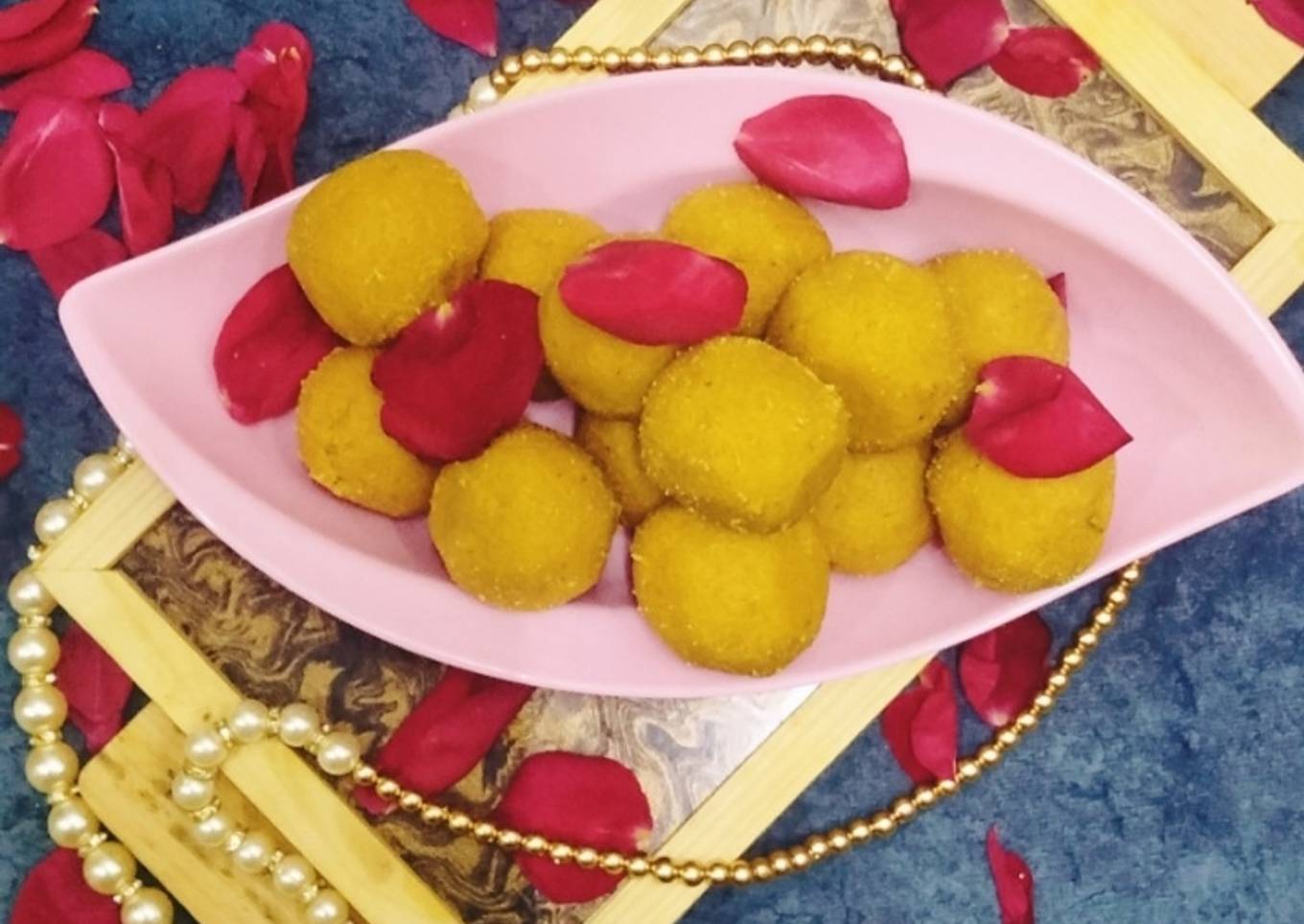 Moong dal ladoo ðŸ˜‹ðŸ˜‹â¤ï¸ðŸ˜‹