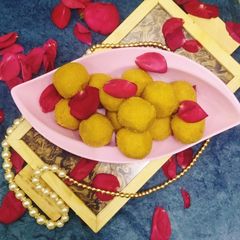 A picture of Moong dal ladoo 😋😋❤️😋.