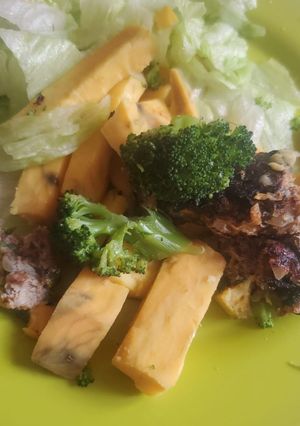 Una foto de Verduras con albóndiga