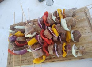 Una foto de Brochetas a la parrilla