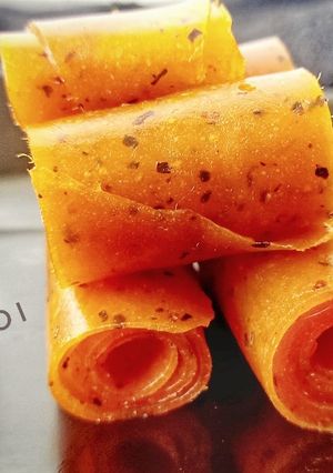 A picture of Aam Papad.