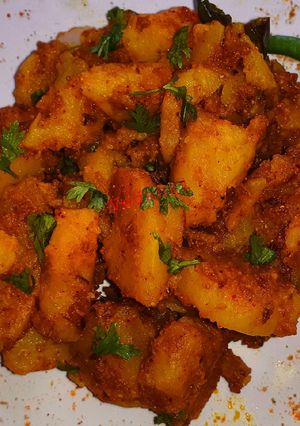A picture of Dry Potato Sabzi.