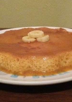 Una foto de Flan de guineo