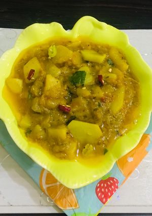 A picture of Leftovers torai with aloo ki bujia.