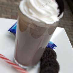 A picture of Oreo Shake.
