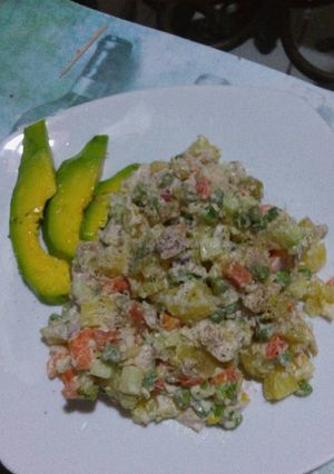 Una foto de Ensalada de pollo a mi manera