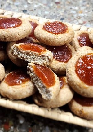 Una foto de Pepas integrales de membrillo (con masa de porotos blancos 🤫)