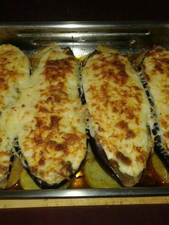 Una foto de Berenjenas con panceta en salsa de sabrasada mayorquina