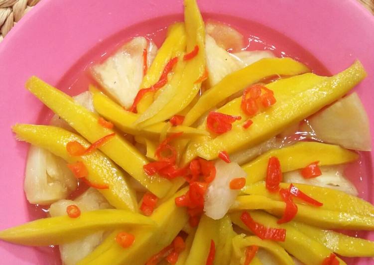 Resep Rujak Asinan Nanas &amp; Kaweni yang Lezat