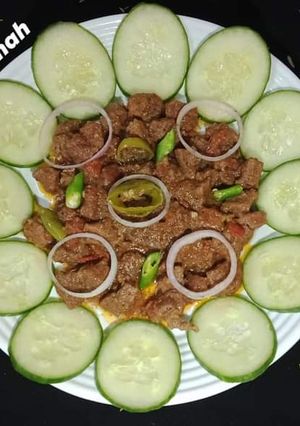 A picture of Achar Gosht.