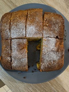 Une photo de Gâteau aux prunes ou mirabelles