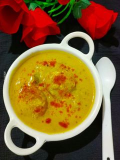 पकौड़े वाली कढ़ी (Pakode wali kadhi recipe in hindi) रेसिपी मुख्य फोटो