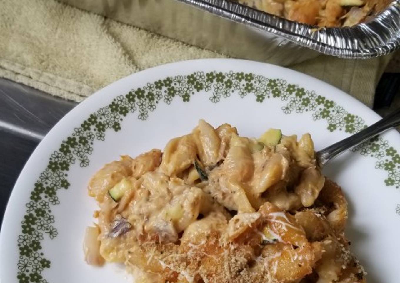 Cheesy Tuna BBQ Mac n Cheese with Zucchini