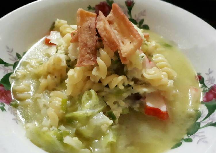 Resep Seblak crab stick yang Bisa Manjain Lidah