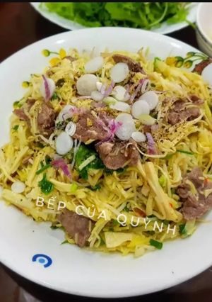 Hình của món Mì vàng xào bò.