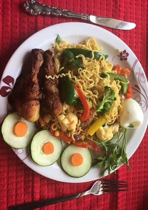 A picture of Assorted veggies Noodles.