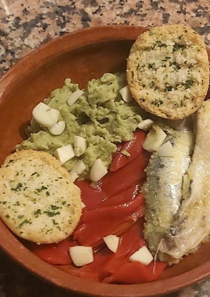 Una foto de Filetes de sardina en compañía