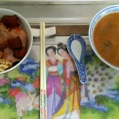 Japanese Bacon beef sausage 3egg scampled eggs A picture of Japanese Bacon beef sausage 3egg scampled eggs.