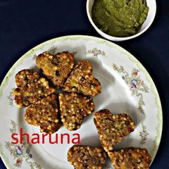A picture of Sabudana wada.