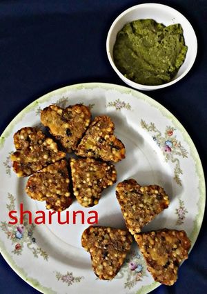 A picture of Sabudana wada.