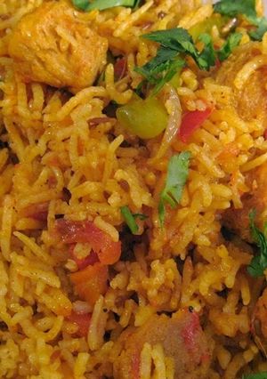 A picture of Soya chunks biryani.