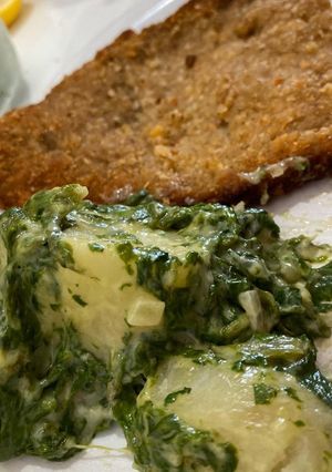 Una foto de Salsa crema de acelga