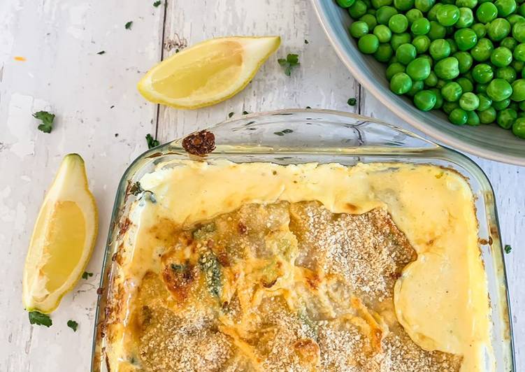 Step-by-Step Guide to Prepare Quick Crumbly Fish Pie