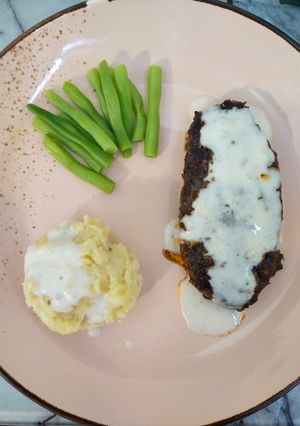 Foto resep Sirloin Steak Creamy Sauce with Mashed Potato