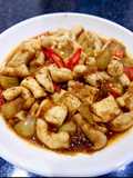 Krengsengan sumsum sapi tomat ijo