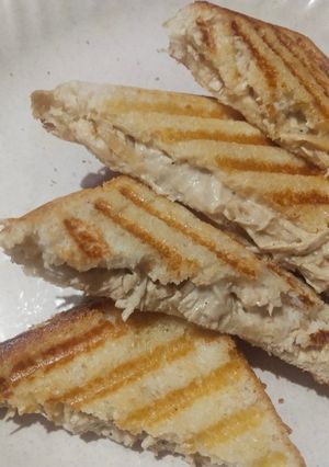 A picture of Chicken Jungle Sandwich.