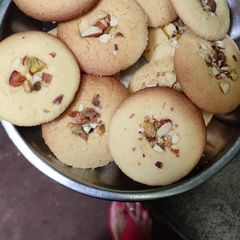A picture of Nan khataayi.