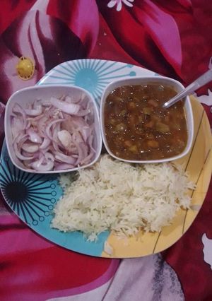 मखनी दाल राजमा (Makhni daal rajma recipe in hindi) रेसिपी मुख्य फोटो