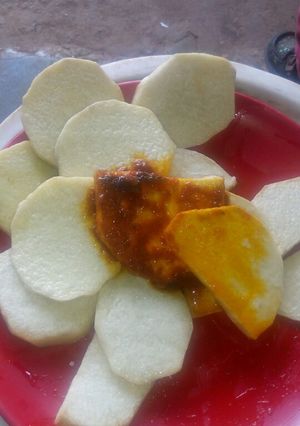 A picture of Fried yam and stew.
