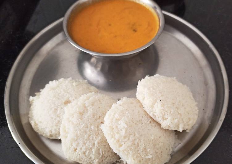 Recipe of Simple Melt in mouth idly
