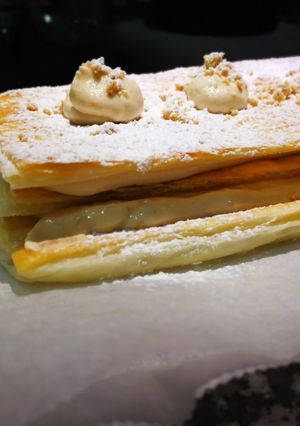 Una foto de Milhojas de turrón
