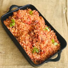 A picture of Chicken Tikka Biryani.