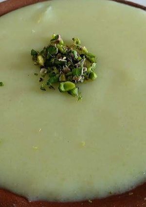 A picture of Pista Phirni.