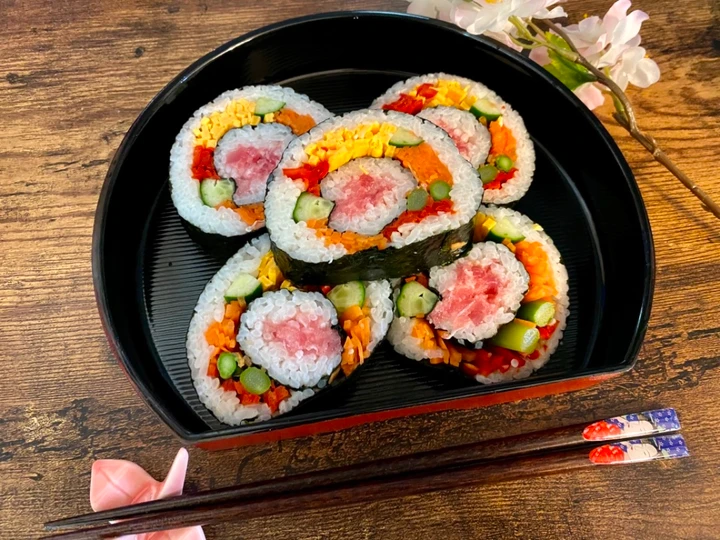 Easy Ways Make|Recipe} Japanese Kawaii Roll Sushi, Tasty